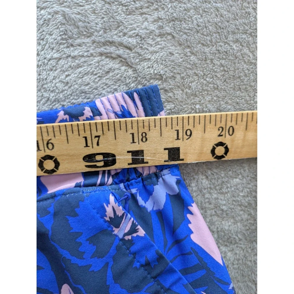 Tropical Floral PFG Fishing Shorts Womens Large Blue Hibiscus Performance Pocket